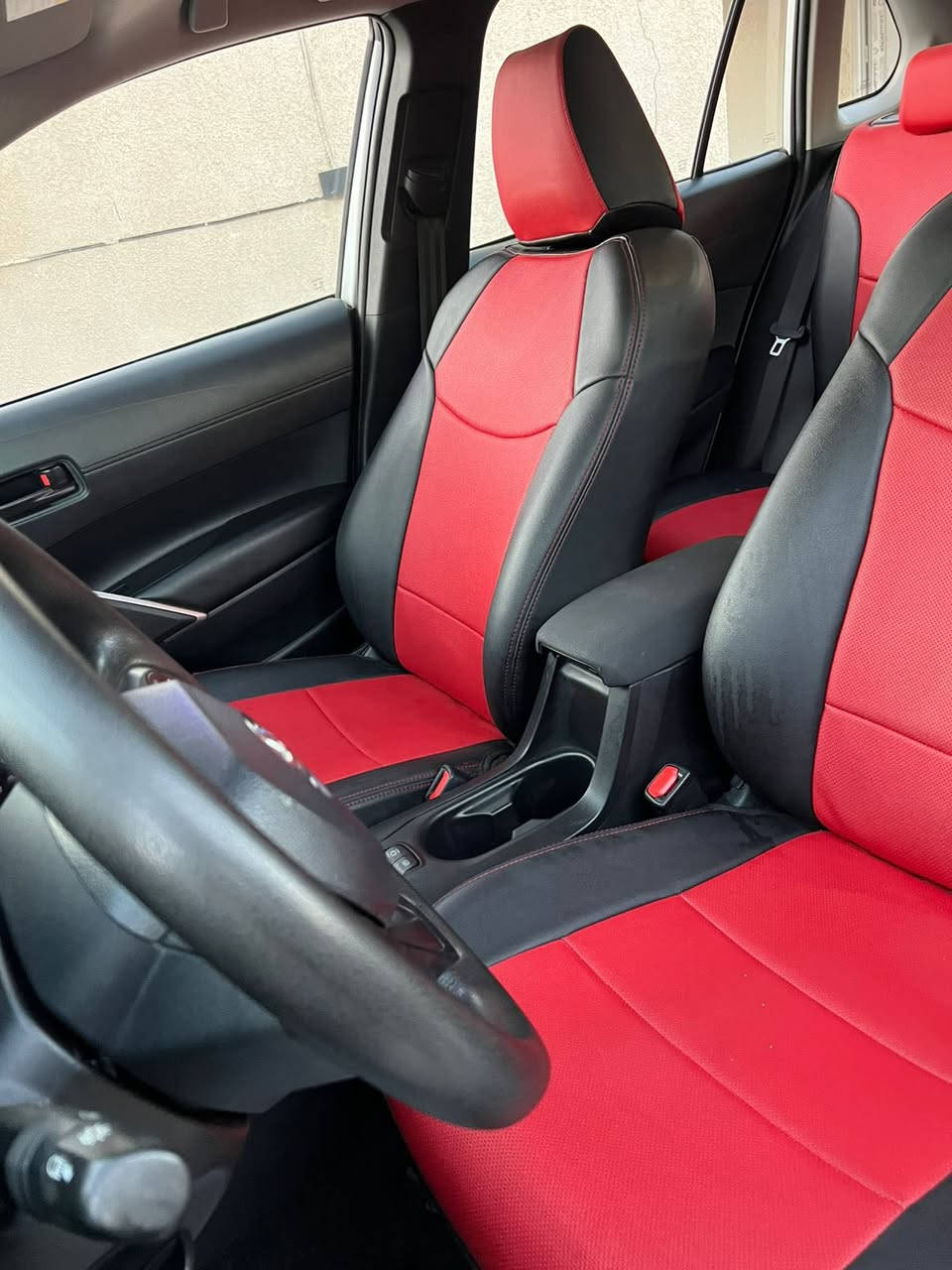 السلام عليكم للبيع كورلا كروز موديل 2025 صيني داخل جلد السياره فول مواصفات السياره كلين محرك 2000  
رقم بغداد السعر 27 مليون 
*********** اتصال + واتساب  
مكان السياره بغداد
