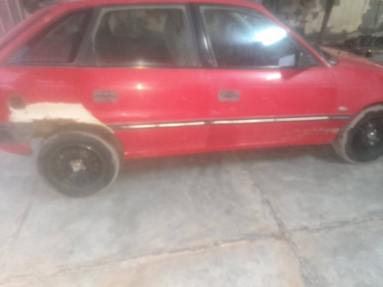 سياره اوبل استره ١٩٩٣ بسمي شرط لتحويل اي نقص مابيه لسعر 32وبيه مجال هذا رقمي ***********
