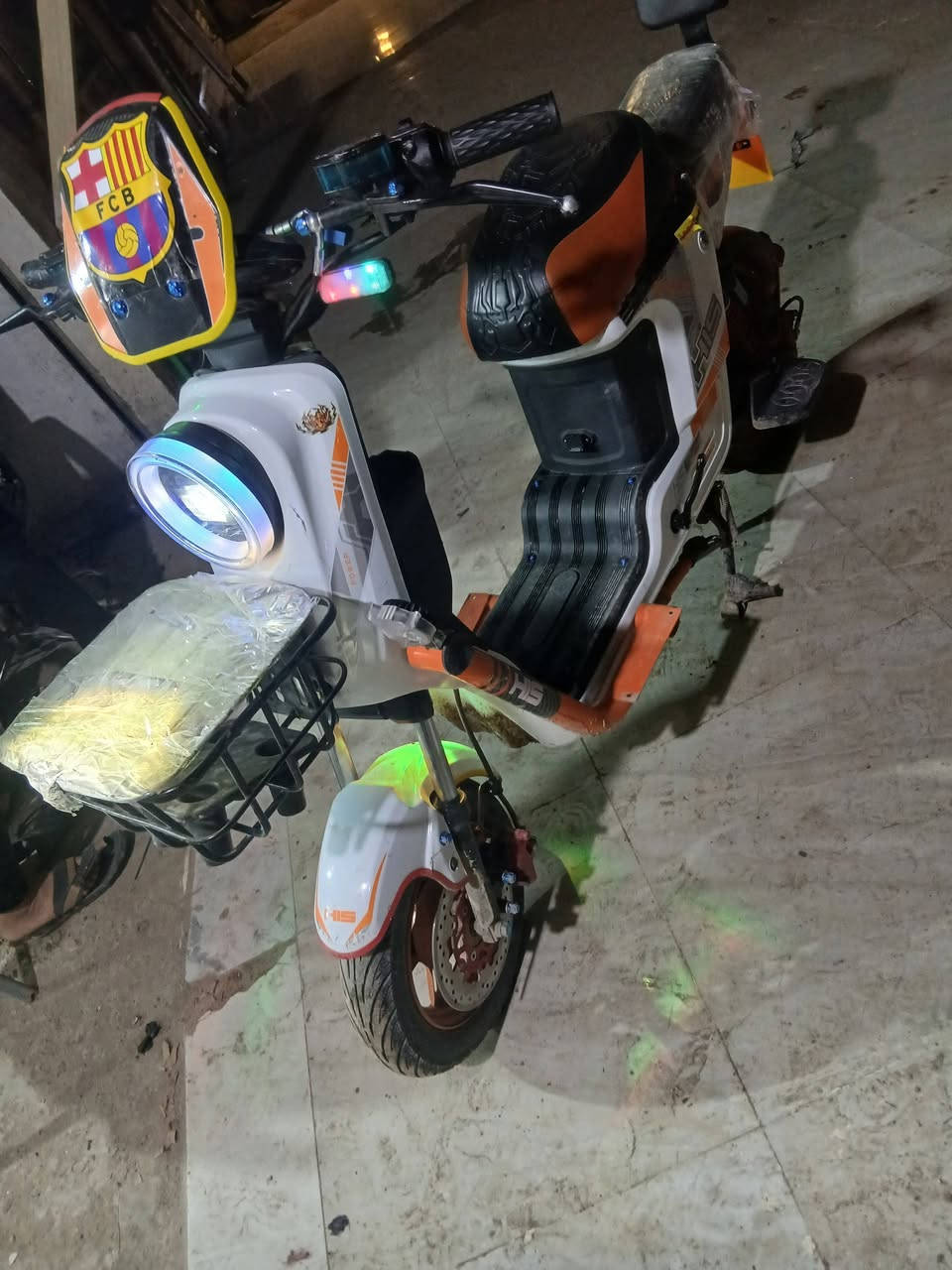 دراجة شحن للبيع موديل ٢٠٢٥ بطاريات فول سعرها ٣٧٥ بيها مجال قليل مكاني بعقوبة مدخل ***********
