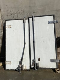 باب براد كنتر بلادي للبيع العنوان بغداد 07780143276