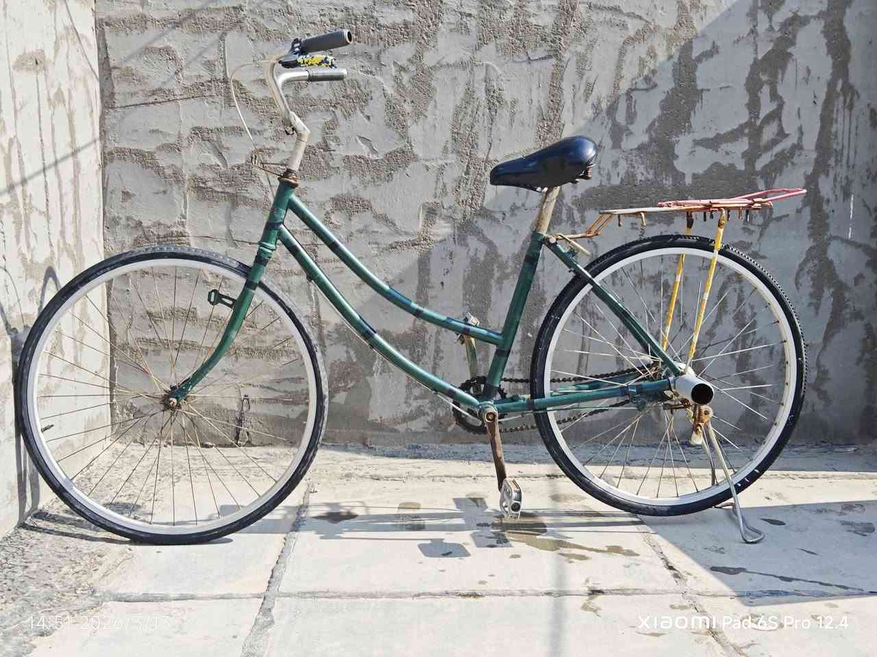 السلام عليكم. بايسكلات حجم 26 للبيع.. الابيض يحتاج بس حلقه زنجيل سعره 40 وبيه مجال. والاسود يرادله فقط رگبه وسعره 80 وبيه مجال. والاخظر مابيه اي شي 70وبيه مجال. مكاني كربلاء الحسينيه العطيشي واني خادم


**إذا كنت صاحب هذا الإعلان وتريد حذفه لأي سبب، رجاءا أرسل رسالة إلى الدعم الفني**