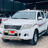 هايلوكس فورويل • ٢٠١٤ • رقم بابل