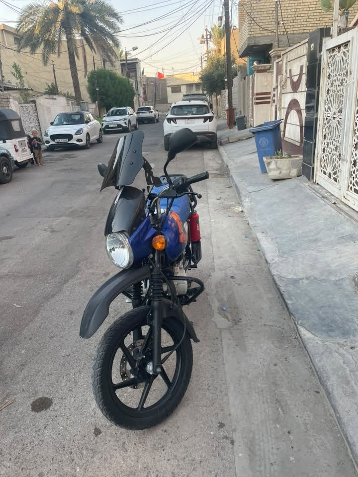 سلام عليكم بوكسر جبلي مرقم بغداد كفاله عامه محرك ممفتوح.عنواني بغداد بغداد الجديده موديل 2023          ***********
