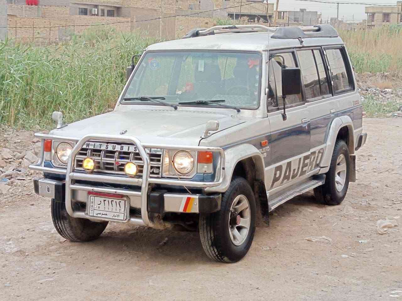 السلام عليكم للبيع سياره كالوبر  موديل 93    محرك فيفيتي كير ومكينه مكفول    تخم تاير حداديه جديده رقم انبار انكليزي  كهربائيات كله شغاله  دواخل نضيف  مكان بابل القاسم السعر خاص***********
