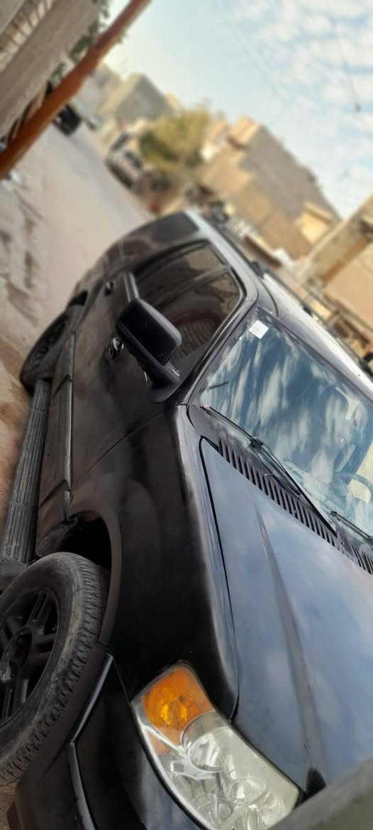 فورت ادوات مكينه ففتي ثنين ونص المكان بغداد مدينة الصدر السعر ١٨ وبيهه مجال حك جيه الرقم ***********
