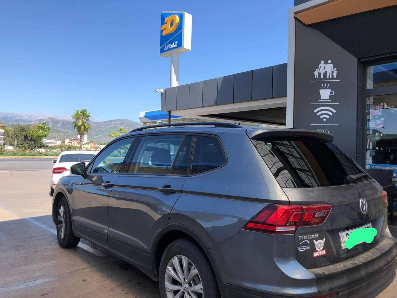 2019 volkswagen Tiguan (R-Line) 1400c.c.Turboللبيع اتصل على هذا  رقم ***********
