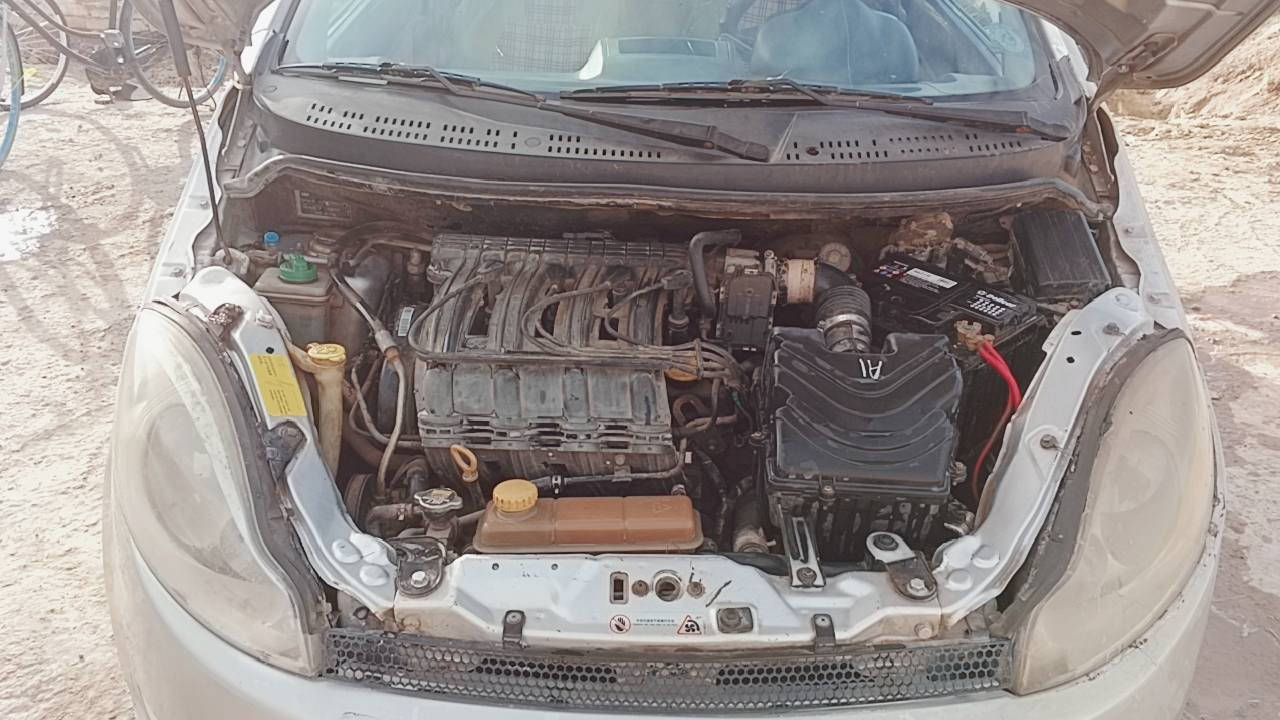 شيري موديل2013 تبريد تدفئه كير ومكينه وحداديه تخم تاير كله جدد سنويةلل29 مشروح وطني هزه ماصاقطه مكان السياره نجف السعر 24 📞***********
