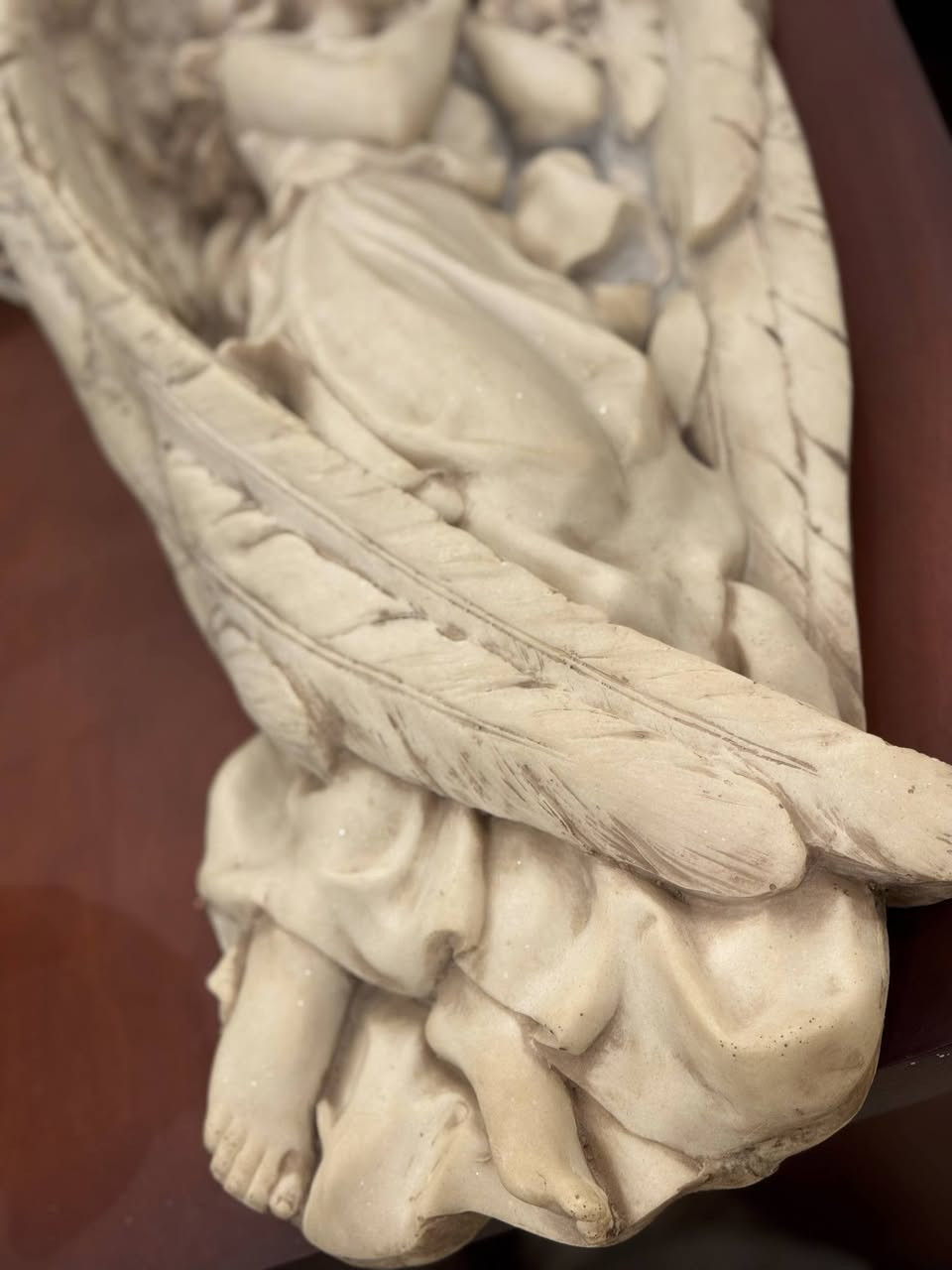 بسم الله 🧿
تمثال ملاك جوديس، منحوتة على شكل فينوس، منحوتات كبيرة على شكل ملاك، هدايا تذكارية لتزيين المنزل، 
ارتفاع ٦٠ سم ايطالى مختوم قطعه عتيقه غايه فى الروعه والجمال


**إذا كنت صاحب هذا الإعلان وتريد حذفه لأي سبب، رجاءا أرسل رسالة إلى الدعم الفني**