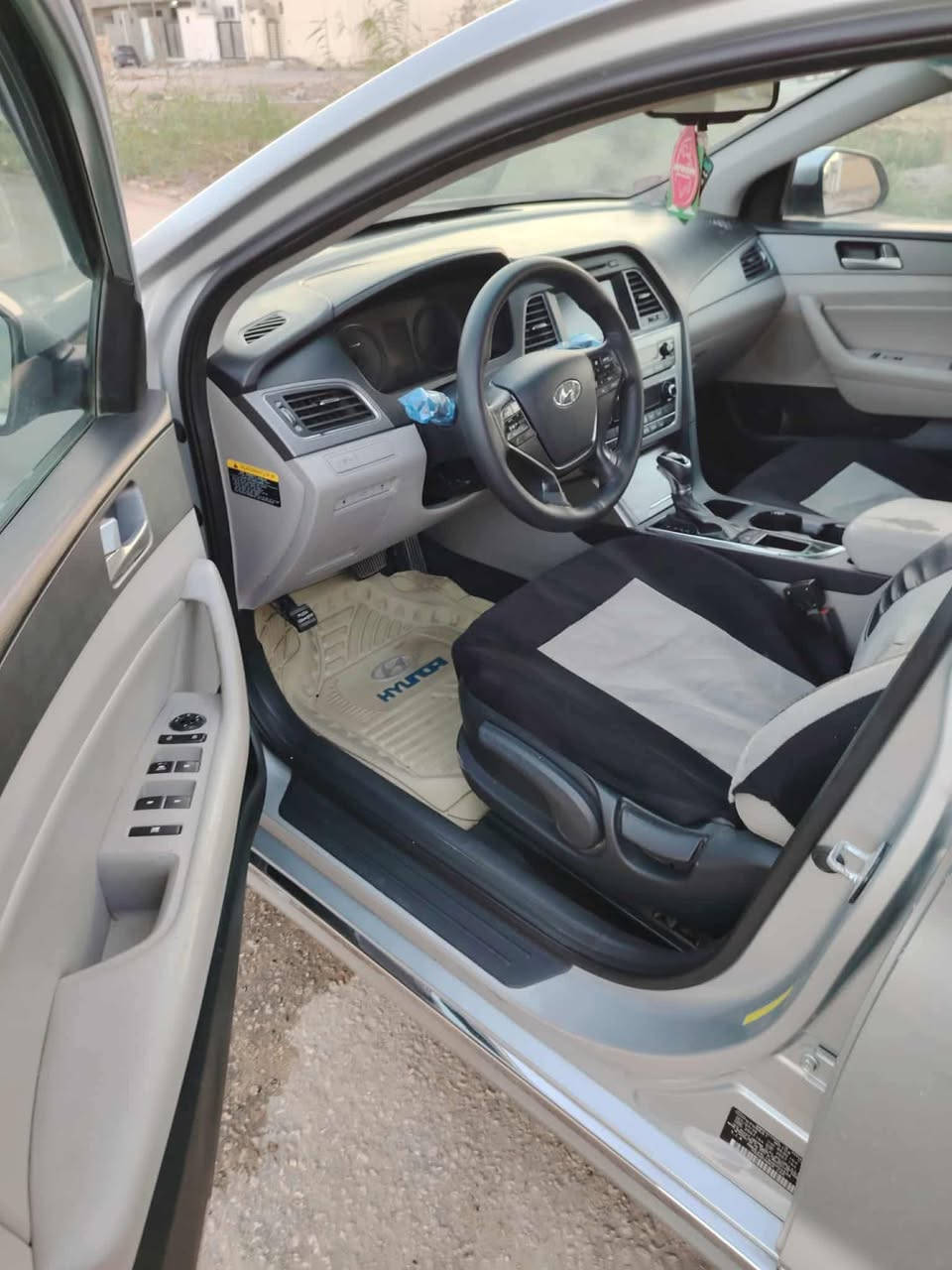 سوناتا 2017 امريكي هايبرد بيهه صفحه اليسره رش فقط بدون حادث بدون معجون  شخوط ومرشوشه وحادث امريكا حافة البنيد سياره جاهزه  رقم سليمانيه الجديد  *********** للاسفسار علما عارضهه ب120
