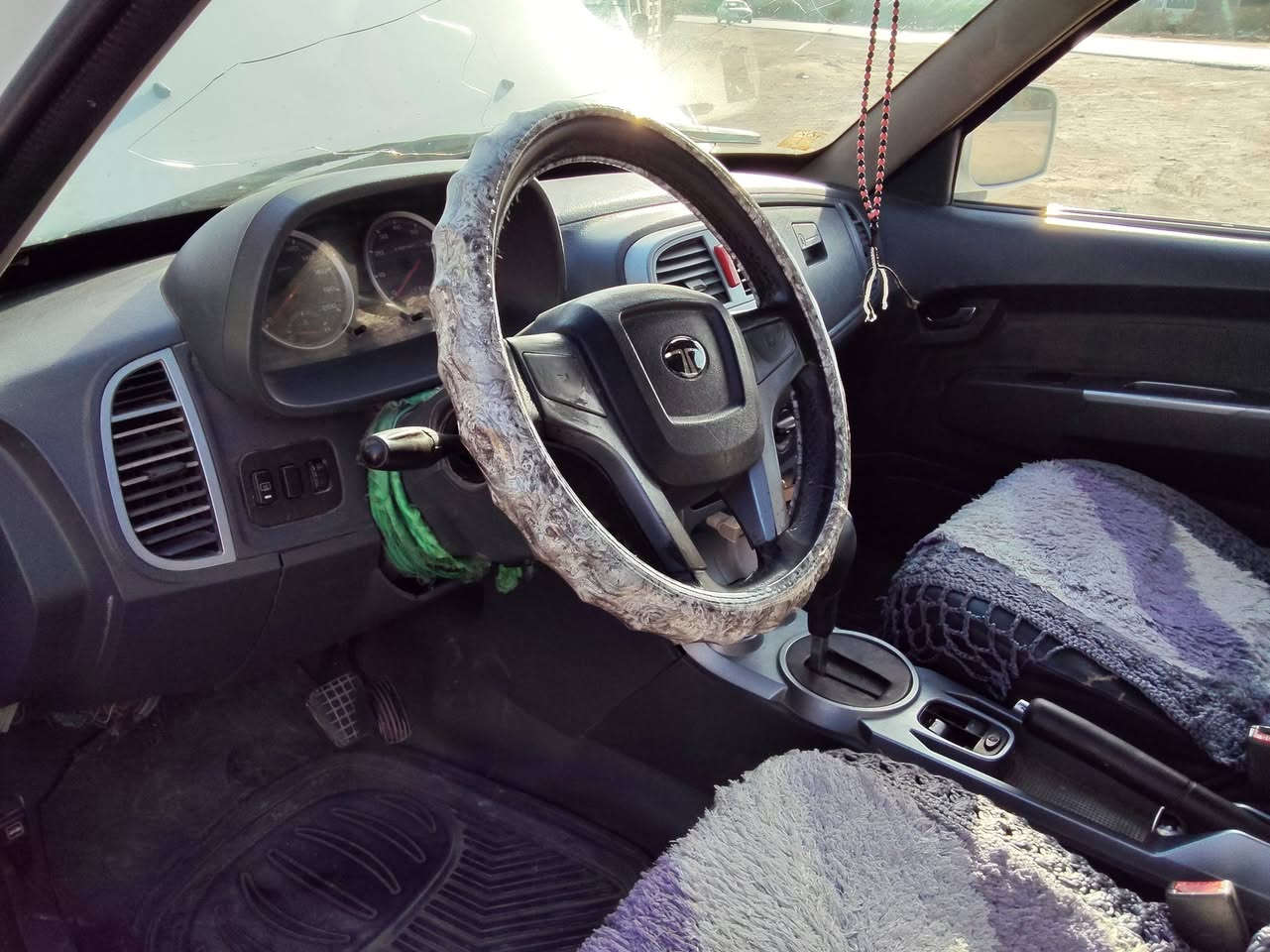 السلام عليكم سياره بيكم بيع مكفوله  ستفسار على رقم  واتساب ***********
