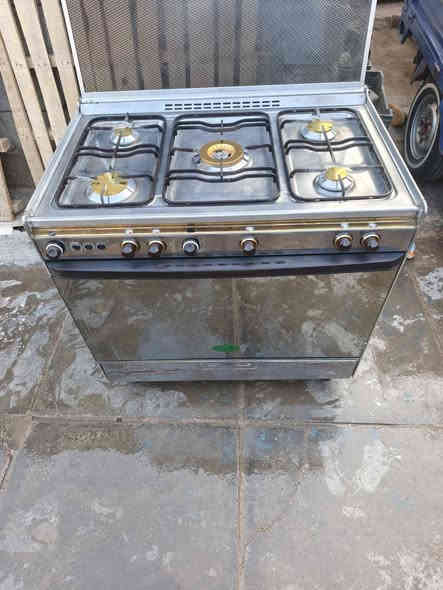 طباخ كريازي مصري استيل ع فحص شغال كل نقص مابيه جاهز  سعر ٢٠٠
‏‪0780 582 6587‬‏
