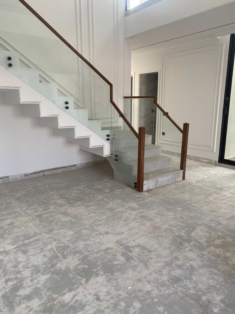 غسل وتنضيف بعد البناء 
***********
