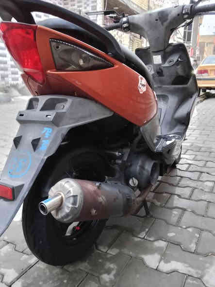 سلام عليكم ماكس مضلع ياباني 120 كفر اصلي دراجه كلها مختمه ويا المكينه صالانصه صجميه اصليه شلعه ومعدل بيها كلجات رياضي مكينه مكفوله برغي ممفتوح كهربائيات كلها شغاله دراجه كامله شغل وطلع أي نقص مابيها السعر 700وبيها مجال للطيبين الرقم *********** تواصل عله الواتساب
