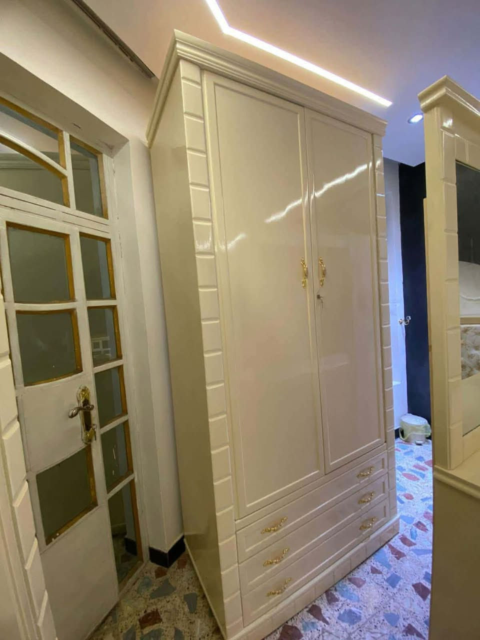 غرف نوم جديد غير مستخدم تفصال شغل عراقي لون الاوف وايت بسعر 2250الشد ولنقل مجاني للاستفسار مراسله الصفحه


**إذا كنت صاحب هذا الإعلان وتريد حذفه لأي سبب، رجاءا أرسل رسالة إلى الدعم الفني**