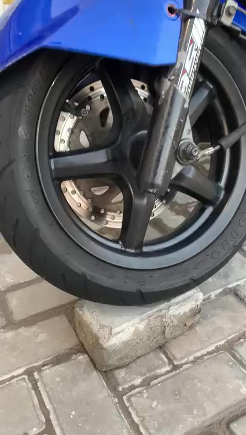 دراجه سكنس البيع مكينه مكفوله
السعر ٧٠٠ بيهه مجال الشرايع ***********
