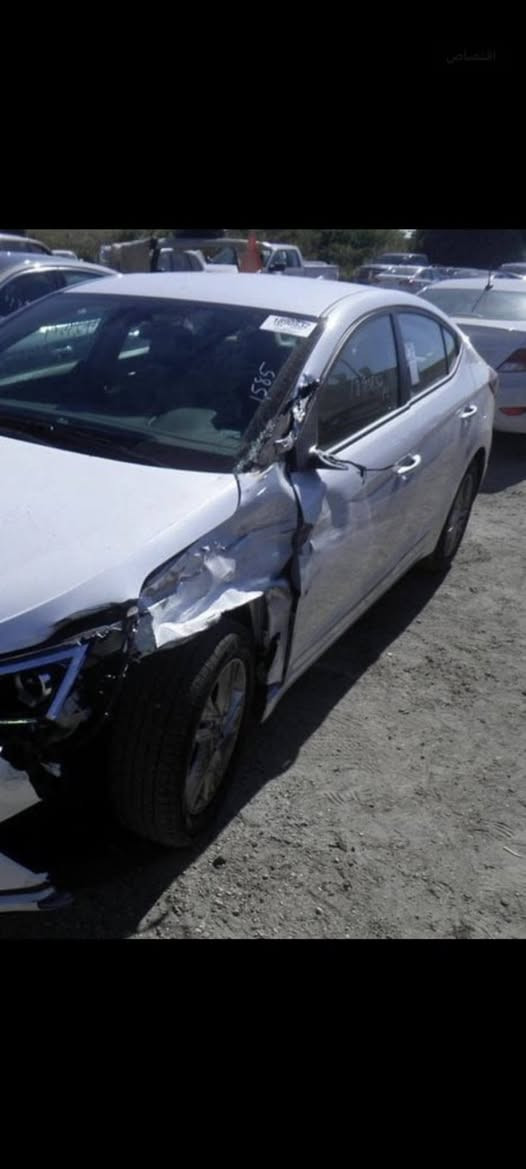 للبيع النتره ٢٠١٩وارد أمريكي  موصفات نص فول كامرة خلفية دواره حساسات خلفيه رادارات جانبيه تحكم ستيرن جهتين شاشه كبير ومحرك خير من الله تبريد ثلج محرك٢٠٠٠دوش كير ايتي سياره بيه مواصفات هوايه رقم ميسان نكليزي ***********
