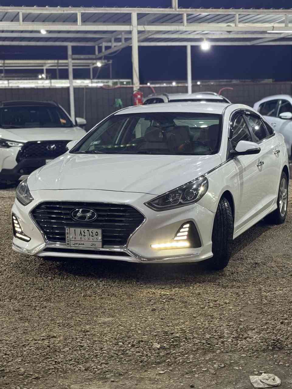 السلام عليكم 
سوناتا 2018 امريكي gti
مواصفات عاديه 
بصمه + تدفئه كشنات+ اشاير بلمرئ+ كامره دواره + كشن السايق كهربائي ومعروفه موصفات العادي 
ماشيه 118الف ميل قابل لزياده
ثلاث انظمه قياده
رقم بابل
حادث جاملغ امامي راجع نفسه فقط
السعر 140 وبيها مجال 
استفسار ***********
مكان السياره بابل
