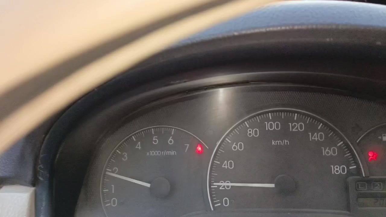 السلام عليكم 
الاخ كان بشكي انا النمره الرابعه ما اطيح وتشخر سياره ماكو مشي لله الحمد بعد الفحص بجهاز اتضح وجود خلل بحساس الكير وكهرباء الي واصله اله ولله الحمد تمت تصليحه والأمور طيبه 
مركز وكماليات كرستال للإنارة ولايتات لسيارات 
الورشه الفنيه ادامه منظومه البنزين وبلك ومجول فحص بالجهاز  
 باداره ابو سيف ومحمد أبو فاطمه 
*********** واتساب 
*********** اتصال
