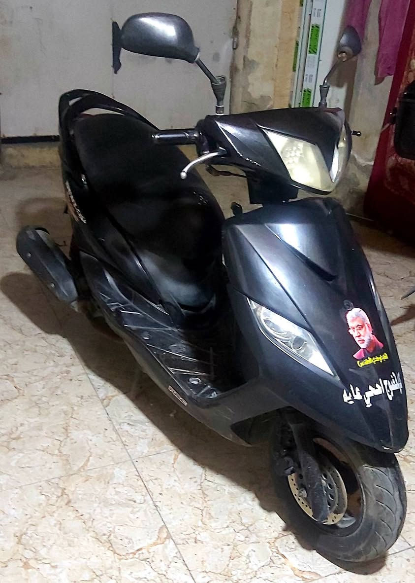 ياماها GTR ثعلب ١٤٠ مكينة مكفولة من التنقيص والتبخير كلجات نظيفة كهربائيات شغالة لايت عالي ناصي إشارة دبل إشارة كلة شغال كفرات نظافة جيدة.. شرط الشلعة والمعدل السعر ٤٥٠ هاتف *********** مكانها بغداد الحسينية الراشدية  .. اعتذر مااراوس بس بيع
