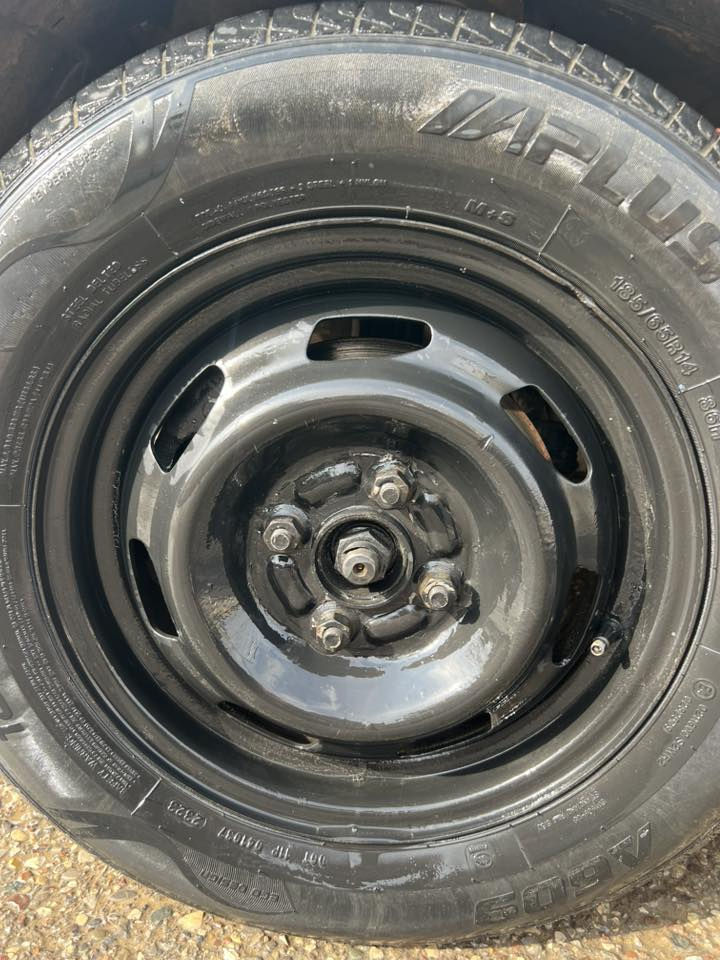 سلام عليكم ويل سيكي اصلي شركه
شرط لا عواج ولا شي مراوس ويل كب 
***********
