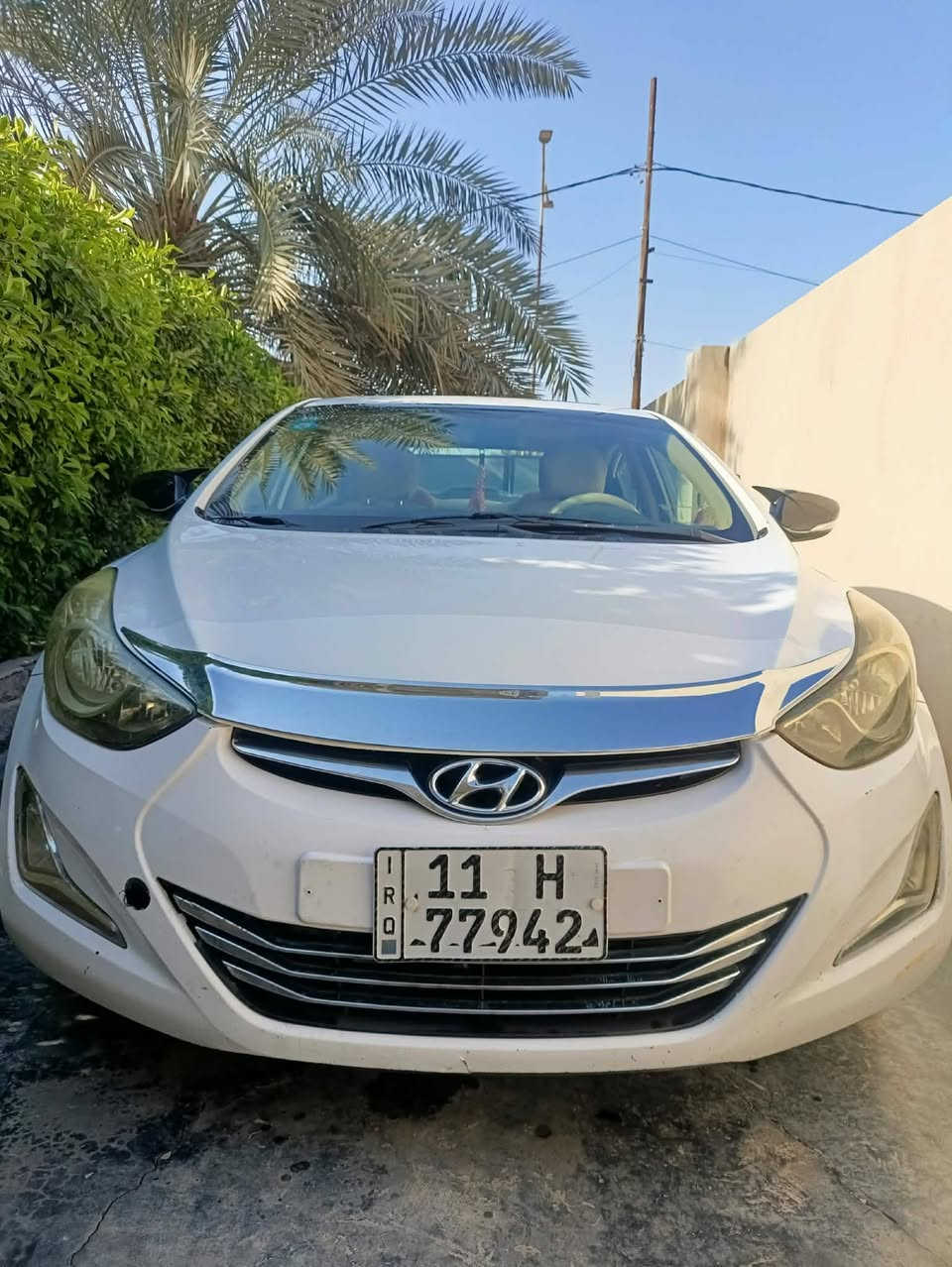 هونداي النترا 2013 خليجي
داوخل بيجي 
تحكم جهتين
ويل كب
محرك 1800 
ثلاث سرع(نظام ايكو تقليل صرف البانزين)
اشاير ب المري + امري شفط 
فتحه سقف 
شاشه كبيره لمس 
كامرا دوارة خلفيه 
تدفئه تبريد(قطعه وحده)
بيها صبغ دواسه فقط وبارد ب الباب مثل ماواضح ب السونار
السعر ب 120 مكان فلوجه حي الجولان 
***********
