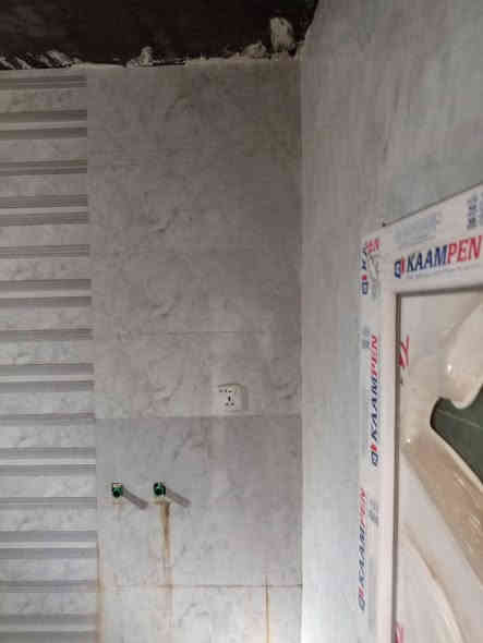 يا الله بيت 100 متر مربع ركن خلف مدرسه صفي الدين البناء بلوك كهربائي سقف اعكاده فقط ستاره ما بيه خدمات كامله السعر 38 بي مجال بصيط للطيبين والله يرزق الجميع ***********
