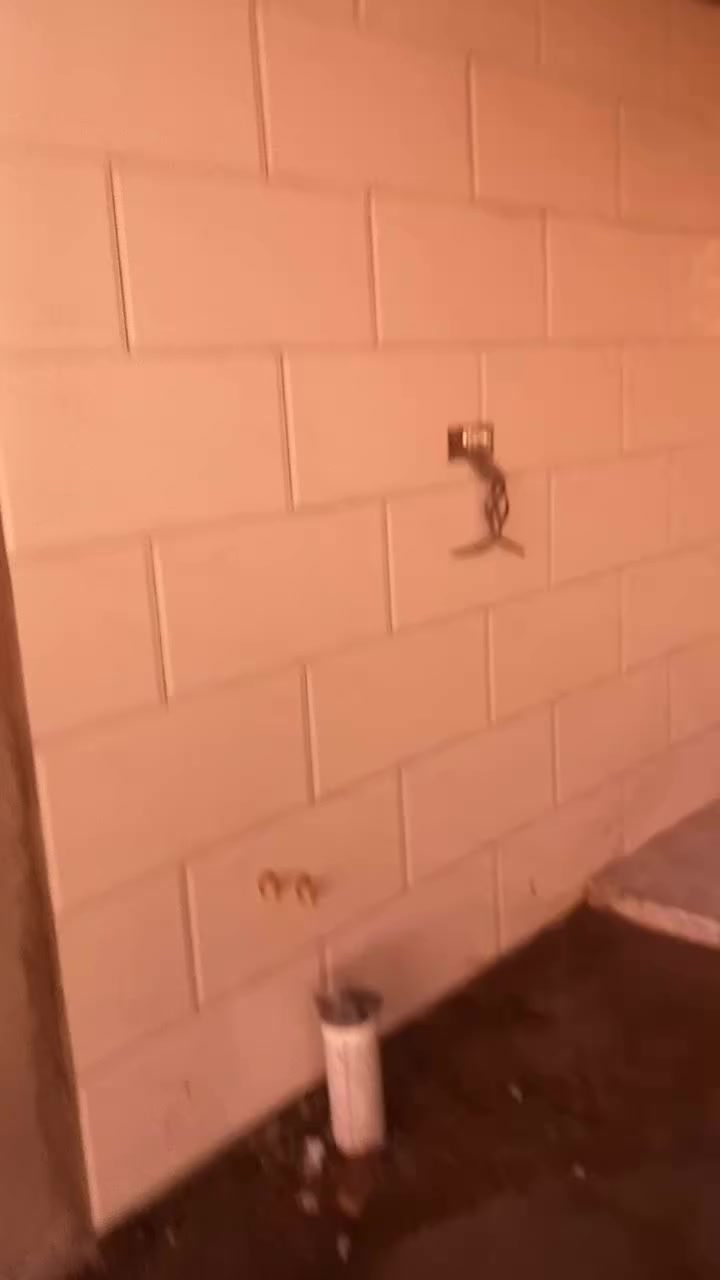 السلام عليكم ورحمة الله وبركاته
خلفه سيراميك متفرغ بااسعار مناسبة عملنا كافه أنحاء بعقوبه
للتواصل/***********
