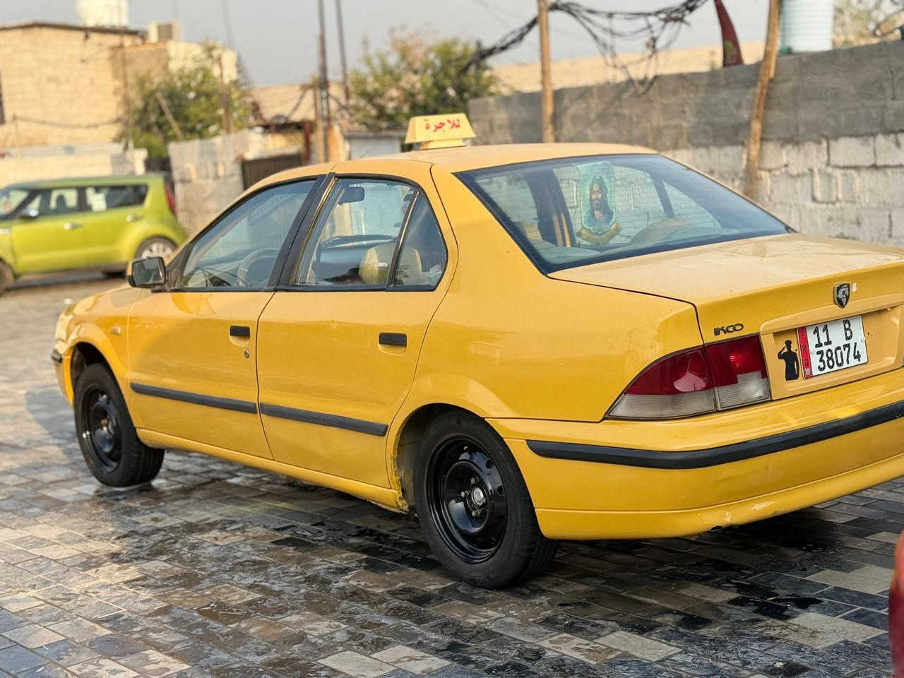 سلام عليكم سمند موديل 2011ناطق رقم بغداد باسمي رقم  دولي  مصفره هيئه وغرامات حتي لهزه جديده متتعب بيها مكفوله منل ضربه وصبغ وتبديل مابيه اي صبغ مكينه وكير وتبريد وصدر كله جديد خير من الله كهربياته كلها شغاله مابيه اي نقص داخل مدوشم كامل سياره جاهزه كبل للشارع مال جناي مكان سياره بغداد الشالجيه قرب جامع براثا
السعررررر40$بيها مجال 
للاتصال ***********
***********
