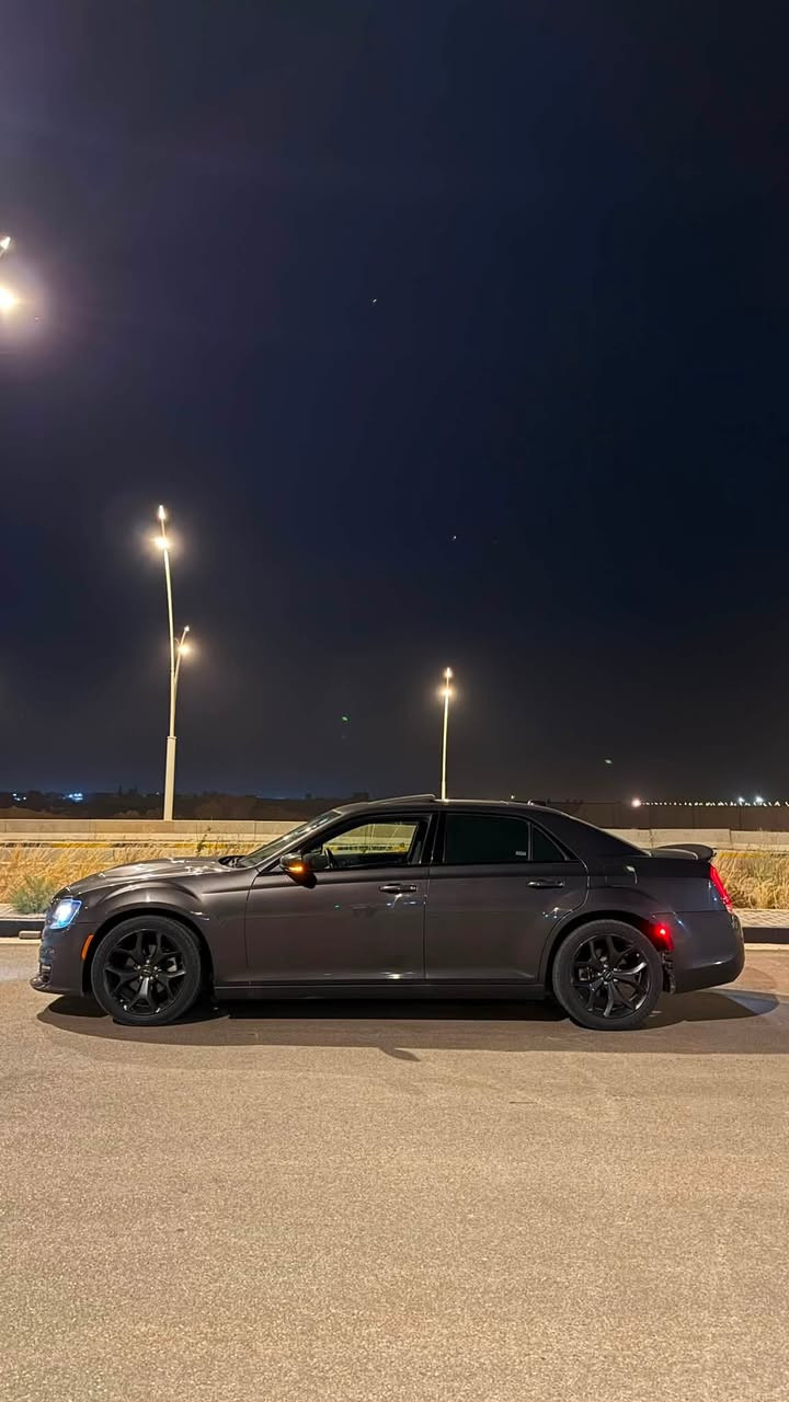 للبيع اوباما كرايسلر 300S موديل 2023
• الفئة: 300Sلاست كول النداء الاخير
:
وارد كندي 
السيارة فول الفول 
بانوراما طگتين
كشنات جلد كهرباء مختومة s
كشنات تدفئة
حساسات امامي خلفي
نقطة عمياء
حساسات جانبية
شاشة كبيرة كار بلاي
ويل حجم 20
سستم صوت ودمام خلفي
تبريد ثلج
ماشية 68 الف
السيارة جديدة لك واستخدام بيت
تشغل عن بعد بصمة 
اشارات ترحيبية بالمري
ما ناقصها دينار رقم بغداد تحويل مباشر سنوية وهزة جديدات
بچم محدث مال srt للجمالية
السيارة بيها جاملغ الامامي الايمن معدل بارد البنيد مبدل جمالية اني بدلتة بنيدها الاصلي مبي شي
مكان السيارة سامراء
للاستفسار 
***********-***********
