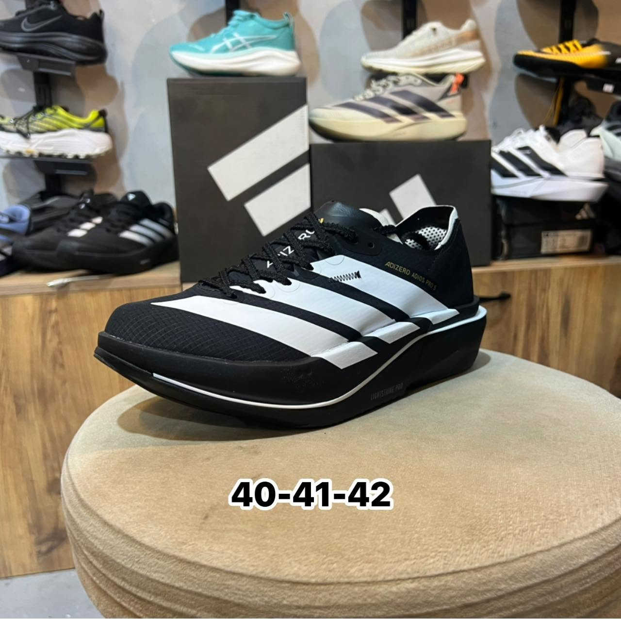 👟 أحذية رياضية رجالية ونسائية متنوعة 👟

متوفر لدينا تشكيلة واسعة من الأحذية الرياضية بأجود الخامات المتوفرة في السوق ( سوبر ماستر)، وبموديلات تناسب مختلف الأذواق.

💰 الأسعار تختلف حسب الموديل والقطعة.

📩 للاستفسار وطلب الصور والأسعار يرجى مراسلة الخاص.

🚚 عرض خاص: توصيل مجاني للطلبات التي تبلغ قيمتها 100,000 دينار عراقي فأكثر.

⚠️ ملاحظات مهمة:
• السعر ثابت وغير قابل للنقاش.
• يحق للزبون فحص البضاعة أمام مندوب التوصيل.
• بعد الاستلام لا نتحمل مسؤولية التبديل أو الاسترجاع.

أهلاً وسهلاً بكم


**إذا كنت صاحب هذا الإعلان وتريد حذفه لأي سبب، رجاءا أرسل رسالة إلى الدعم الفني**