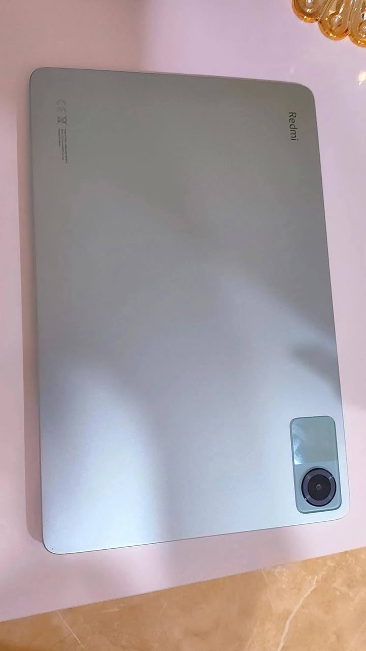 تابلت من شركة شاومي (Xiaomi)  للبيع 
Redmi Pad SE.
السعر 225 مع المجال بسيط ..
نظيف جدا استخدام قليل...ذاكرة 256 ..


**إذا كنت صاحب هذا الإعلان وتريد حذفه لأي سبب، رجاءا أرسل رسالة إلى الدعم الفني**