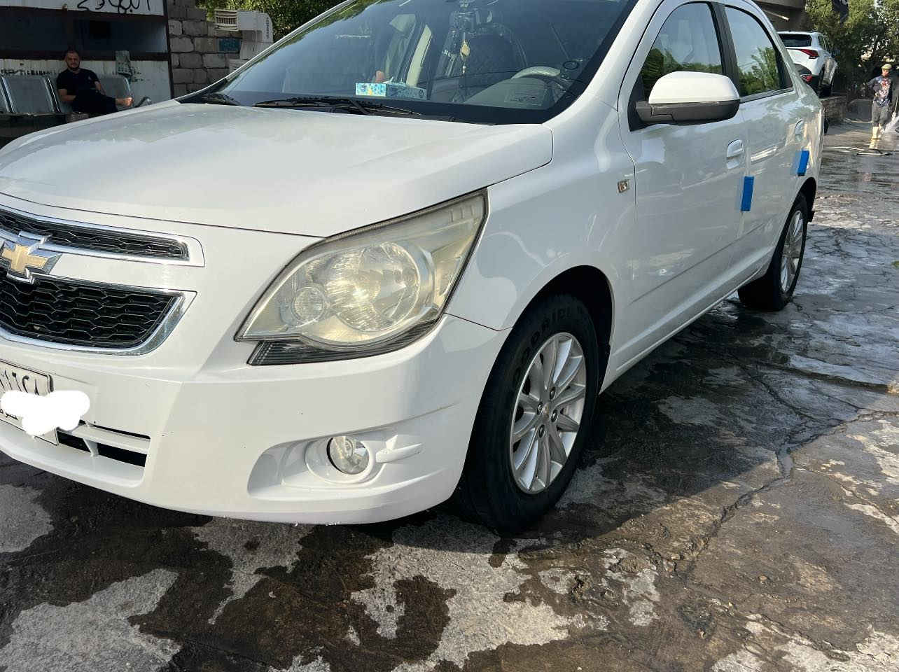 السلام عليكم افضل الأعمال الصلاة على محمد وال محمد ، شوفر ليت كوبالت للبيع موديل 16 السيارة باسمي كاملة مكمله تخم تاير جديد + دوشمه جلد+ ارضيه جلد السيارة استخدام شخصي ماشي 116 الف جديد وخيرا من الله مكفول كير مكينه تبريد بيها فقط ربع باب السايق صبغ بسيط جدا باقي مكفول من كلشي وسعر حلو ومناسب بالنسبه لخواتها عارضها 95وبيها مجال للشراي ماتعبة لجاد وشراي يشلع عيواني وخادم للاستفسار اكثر ***********
