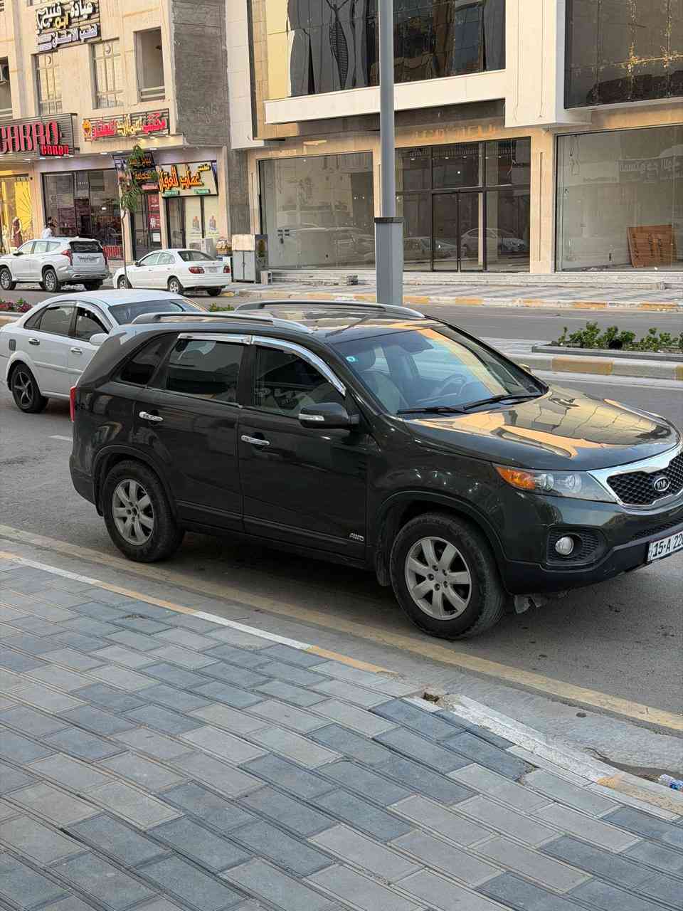 السلام عليكم كيا سورنتوو موديل  2011 وارد امريكي بصمه 6سلندر لون زيتوني سنويه بأسمي 2030  السعر 115 وبيها مجال  الاتصال بالرقم *********** بيه واتساب
