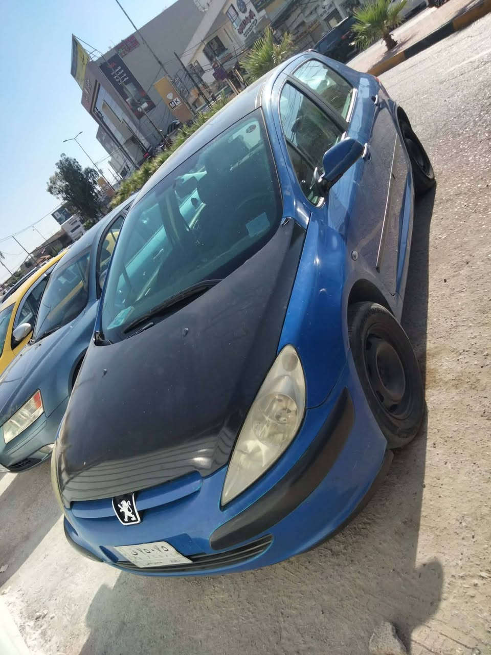 السلام عليكم بيجو 307 2005 مكفوله كفاله عام من الصبغ والضرر طخم امامي خلفي جديد محرك كير جدد وايرمنيه كلها جديده رقم بغداد مشروع وطني اب محافضه تتحول ٤٥ وبيها مجال للاستفسار مكلف بلنشر رقم صاحب السياره  ‏‪***********‬‏ واتساب موجود
