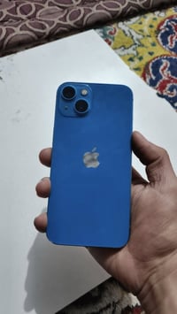 ايفون 13 للبيع جهاز بلادي مامفتوح فقط هاي الضربه بالشاشه مامأثرة ذاكرة...