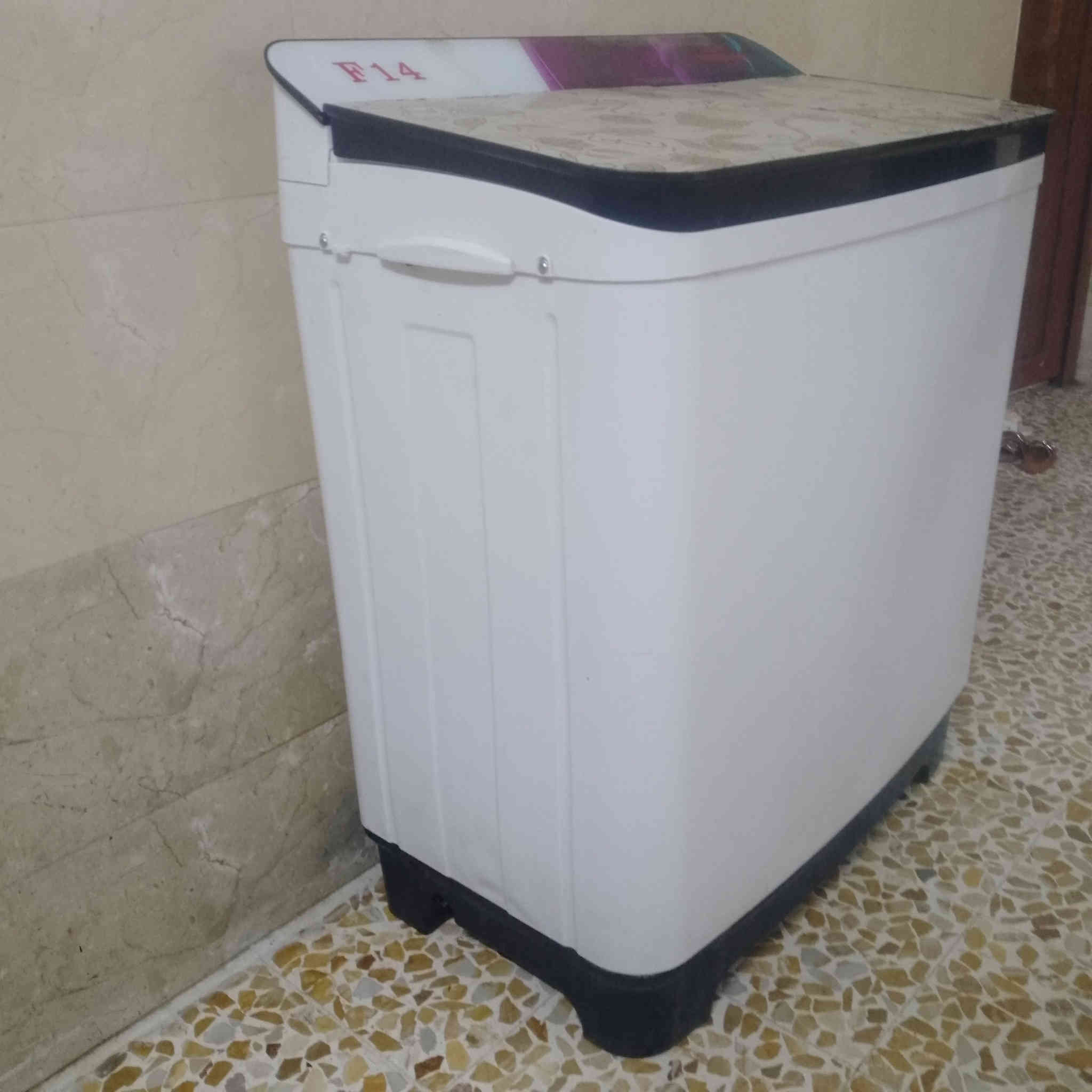 غسالة ناشنول ياباني حجم 14 كيلو  
مستخدم شهر واحد فقط 
السعر 125 الف العنوان موصل الايسر حي سومر
 الاستفسار على الرقم او خاص 
‏‪***********‬‏
