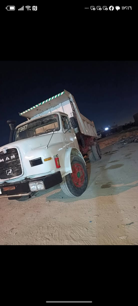 السلام عليكم، سياره مان موديل ٨٢ محرك ٢٥ محرك جديد شاصي بلادي ماكو فطر. الرقم
***********
***********
