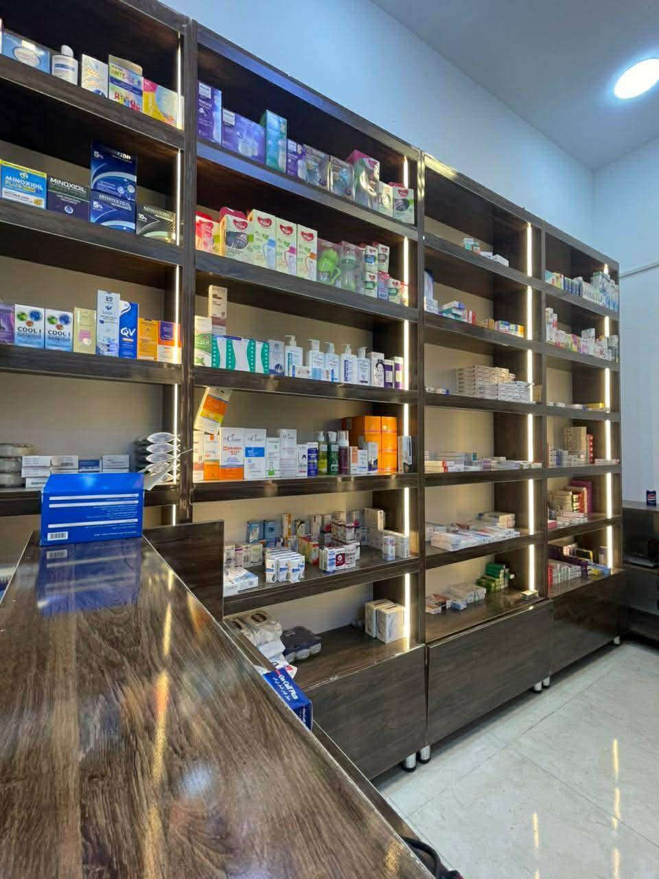 تم بعون الله افتتاح صيدلية #شمس_الله
اسعارنا مناسبه جدآ
نوفر لكم :
💊 أدوية أصلية ومضمونة
🩺 مستلزمات طبية
🧴 عناية بالبشرة والشعر
👶 مستلزمات الأم والطفل
العنوان شارع المدارس مقابل سوق المسكف للاستفسار الاتصال على الارقام 
***********
***********

⏰ اوقات الدوام من الساعة ١١ الى ١ ليلآ 
📞 راحتكم وصحتكم أولويتنا

#مصطفى
