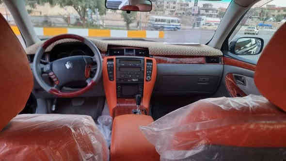 شاهينه مووس ٢٠٠٥ ١٨٠ رويال سه ياره كه ره شي دروزنه زور زور باكه جلده و ناو قه يسيه  شاشه كاميره و حاسه بلوتوس بيلاد سوكاني وه ك اوه بريك به سراوه سارد و كه رم ٢٥٠ مسروفي نيه كونتروله  ٥٣ و مجال سليماني *********** ته نها فروشتن سليماني السليمانية
