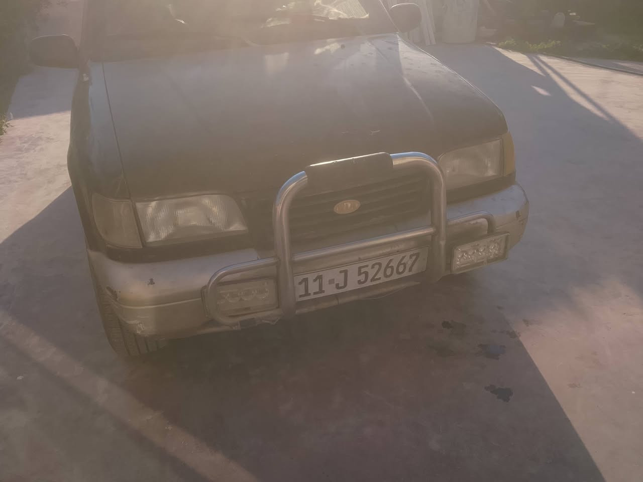 سلام عليكم اسبورتج موديل 1998محرك200مسكر وكير اوتو رقم بغداد انكليزي كبل اتحول بدون هزه سيارة جاهزه وكامله عده صدره شويه متعوب البيع سعرها 40وبيه مجال الطيبين الاستفسار اتصل ***********
