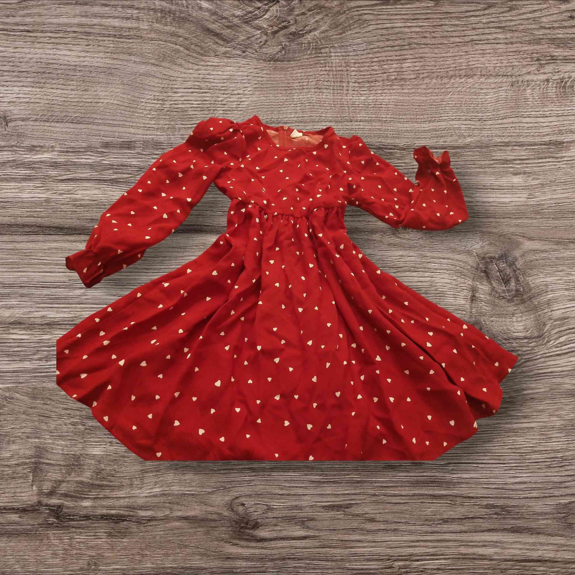 جديد ملابس اطفال شي أن ....
العمر من شهر الى 3سنة 
سعر 3قطع 10الاف 
يتوفر لدينا خدمة توصيل


**إذا كنت صاحب هذا الإعلان وتريد حذفه لأي سبب، رجاءا أرسل رسالة إلى الدعم الفني**