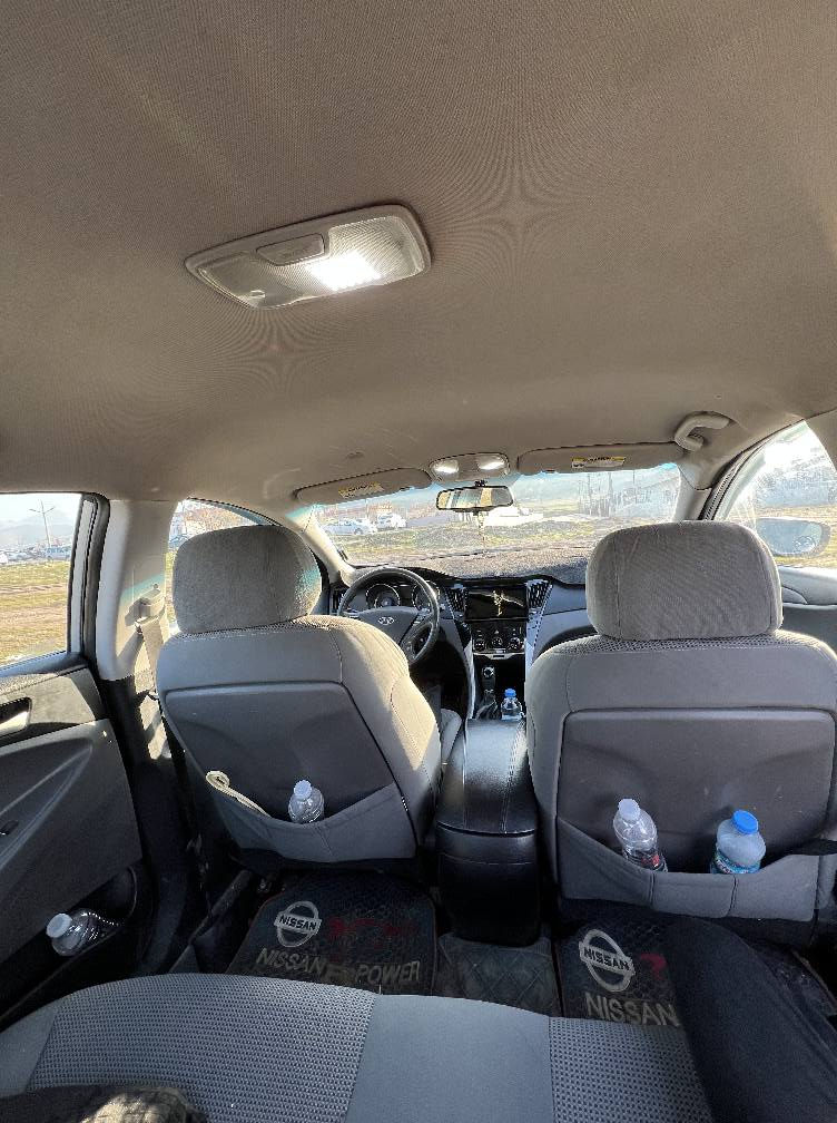 سڵاو لە ئەدمینی بەڕێز
سۆناتا مۆدێل 2014کامل پەمپ بێدەعمو لێدراوو بڕاوە.ئەوەی کەدیاریم کردووە تەنها ئەوەندە مەعجونە
 فول فولە تەنها سڵایت نیە 
گێڕومەکینەو تەبریدگەرمو ساردو تەقەوڕەقەی بەشەرت.سەیارەی مەعرەز نیە دووساڵە لای خۆمانە ڕەقەمو سەنەوی تازەیە هەززەی تازەیە چوارتایەی تازەی بۆبەستراوە.سەنەوی بەشەرتی ئەوەلیاتو بەوشەرتەی قیستی لەسەرنەبێ پارەی هیچ کەسێکی تێدانەبێ.هەموکورستانی پێ بگەڕێ بەبێ کێشە.
مواسەفات 
1.گێڕئۆتۆماتیکو عادی
2.مەکینەگەورەی مەرغوب  GDI. 2.5
3.سیستمی ئیکۆ
4.شەش گێڕ
5.شاشەگەورە
6.سوکان ڤۆلیۆم
7.تحدید سورعە
8.ئاوێنە ئیشارەت
9.ئۆتۆ
ئەگەرمشتەریت تێل بکە لەخزمەتادەبم شوێن هەڵەبجەی شەهید  نرخی   65 وەرەقەو معامەلە (***********)(***********)کەسیش لەکۆمێنت خۆی هەزەلی نەکات سعری نازانی هیچ مەڵێ معامەلەش بەکۆمێنت ناکرێ. تکایە تکایە مشتەری نیت سەری منوخۆشت مەیەشێنە.لەگەڵ ڕێزوحورمەتم بۆهەموکەسێکی باش حلبجة, السليمانية
