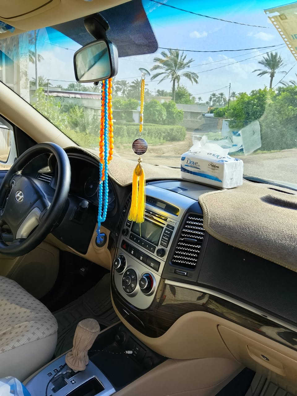 السلام عليكم سنتافيه 2012
سيارة ومواصفات فول 
تحكم ستيرن 
تدفئه تبريد شغال 
صدر جديد 
محرك كير مكفولات 
تايرات جديد 
تحويل ثاني يوم 
رقم ***********
ما متواجد على الفيس
 السعر 158
