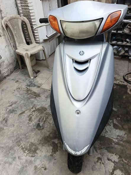 سلام عليكم دراجه بريز اكزز ياباني خطين جاهزه من كلشي مكينه مامفتوحه كهربايات كلهه شغاله مال جناي سعر 750عنوان بغداد دولعي شارع حسابات رقم الهاتف ***********
