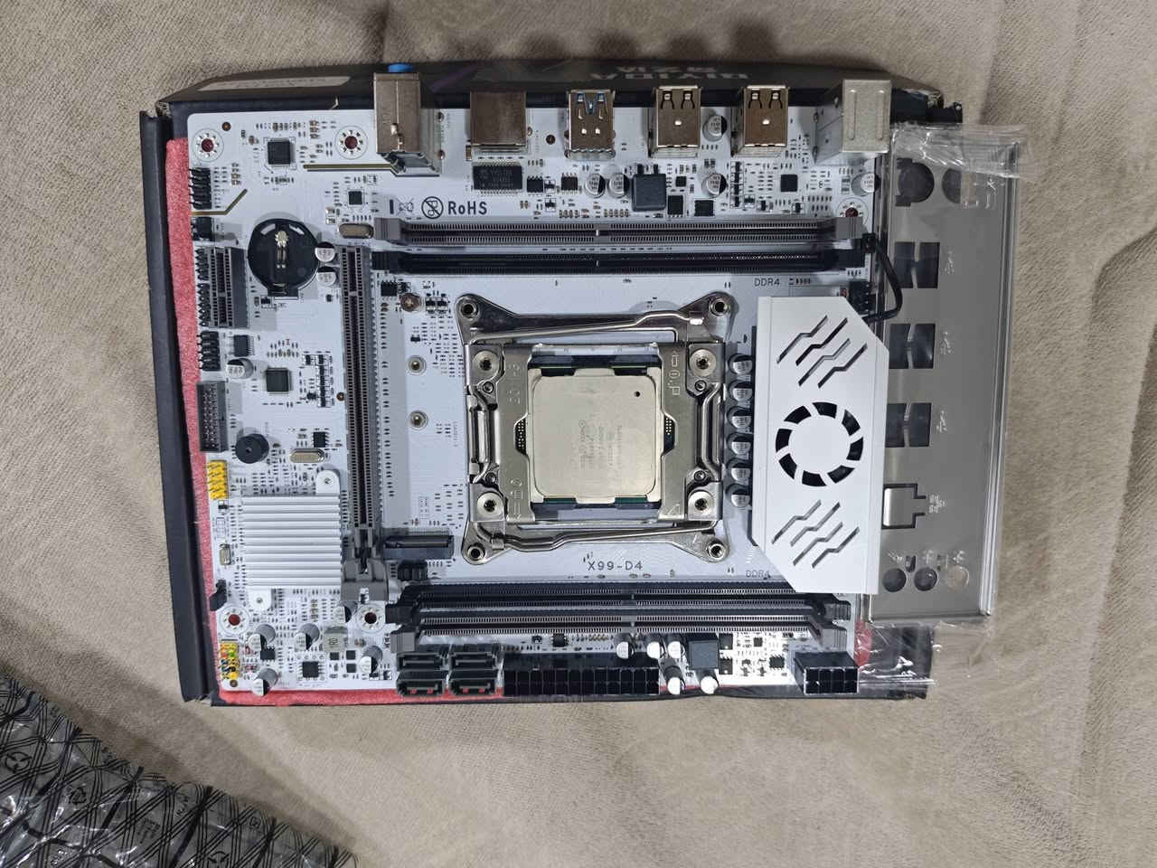 مذربورد QIYIDA D4 X99 + معالج Xeon E5-2680 V4

جديد، فقط تم فحصه.
السعر 60 ألف دينار وبيه مجال.


**إذا كنت صاحب هذا الإعلان وتريد حذفه لأي سبب، رجاءا أرسل رسالة إلى الدعم الفني**