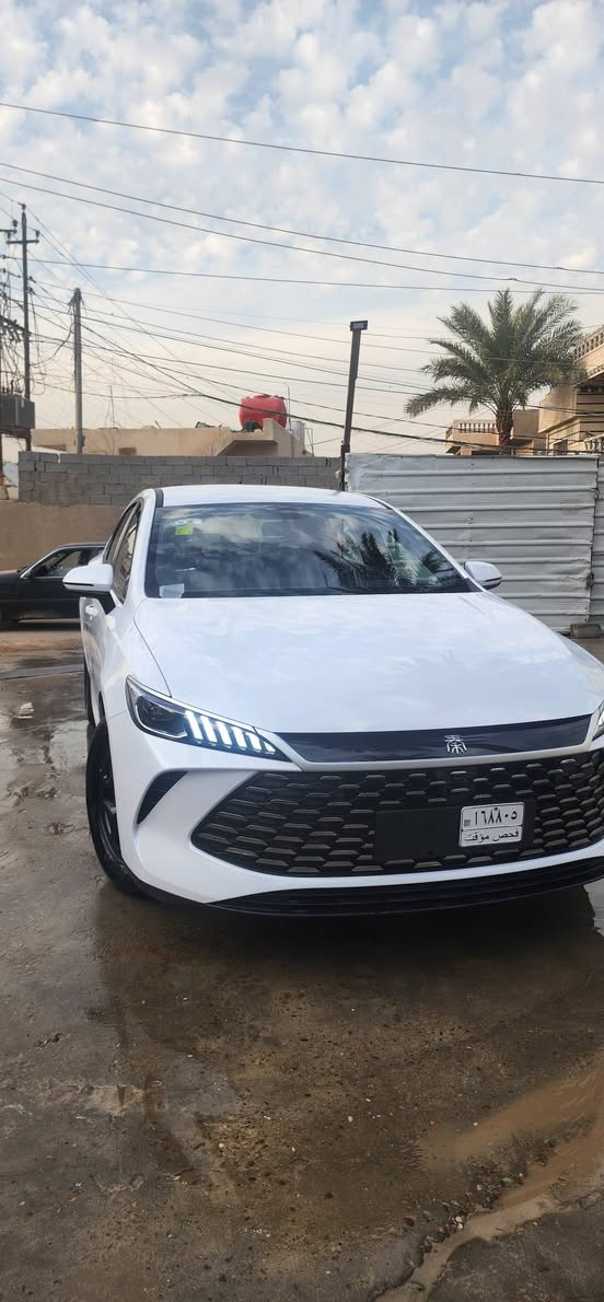 بي واي دي جن ابلاس ماشيه 2800 مكفوله كفاله عامه حته من الشخط سياره  زيرو السعر 18مليون مكان السياره بغداد السيديه
***********
***********
