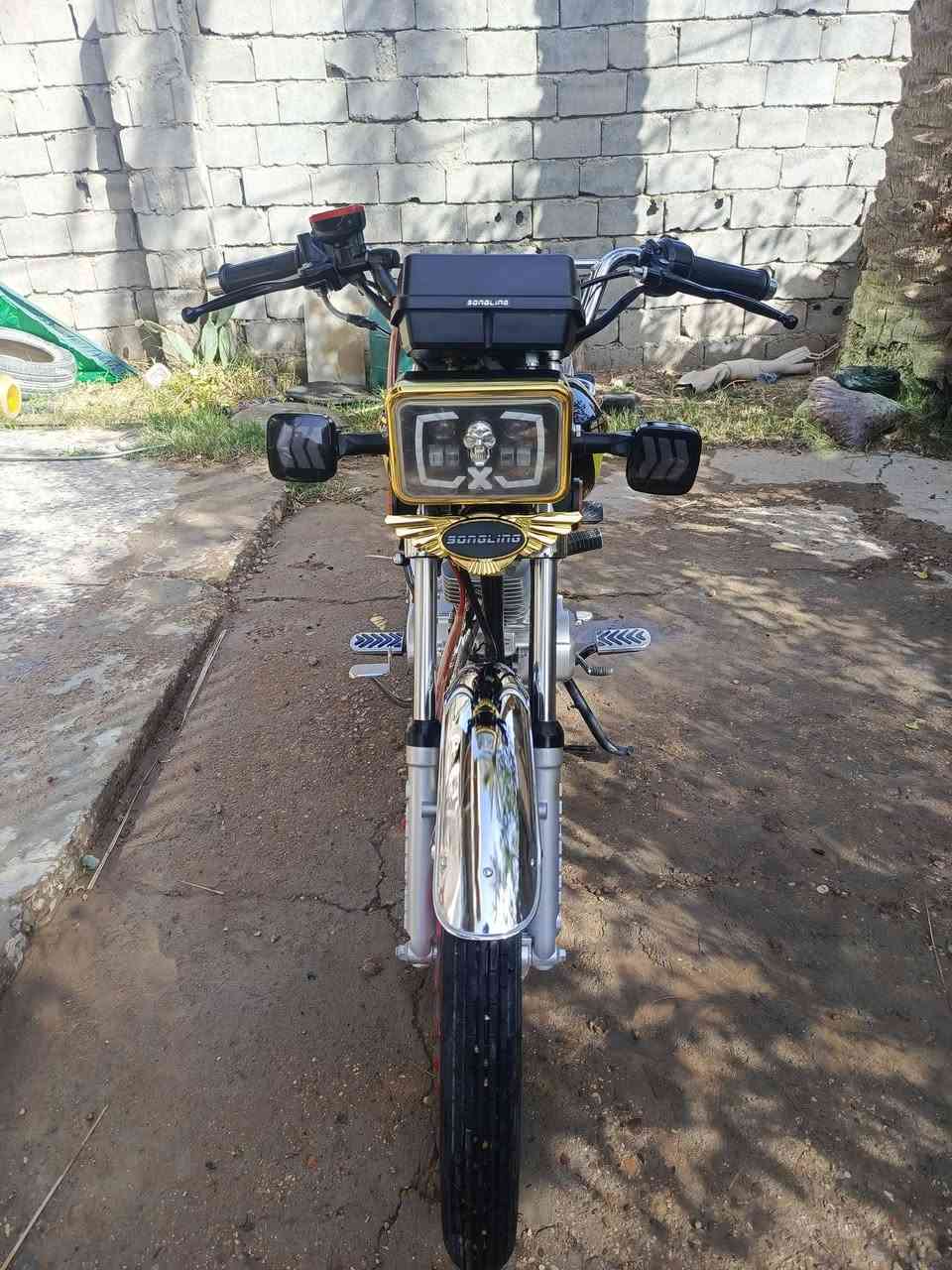 تايگر للبيع موديل 25 صارليها 3اشهر من طالعه من الوكيل الدراجه نضافه خير من الله مابيها نقص برغي محرك مكفول كفاله عامه اوراق اسكنر بيها كارتين تشغيل وبصمه وسويج دراجه مال جناي مكاني حله سيطرة الاثار السعر 700وبيها مجال قليل الشراي يراسل او يتصل وبي خير ويدلل ‏‪***********‬‏
