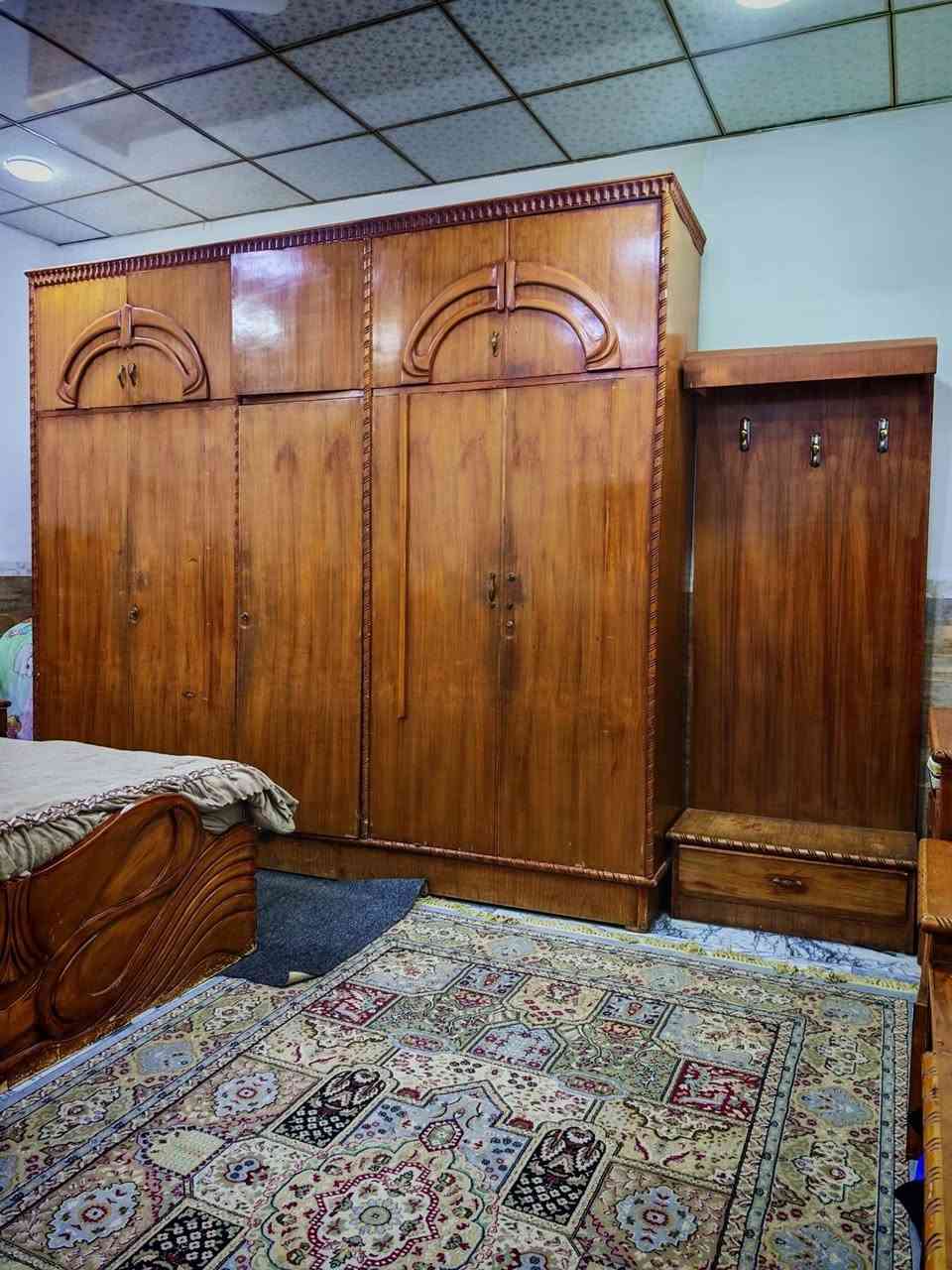 للبيع غرفة نوم كاملة مستعملة نضيفة
خشب عراقي ( ثقيل وليس خفيف ) يحتوى على 9 قطع العنوان بغداد الكاظمية المعرفة السعر واتس اب ***********
