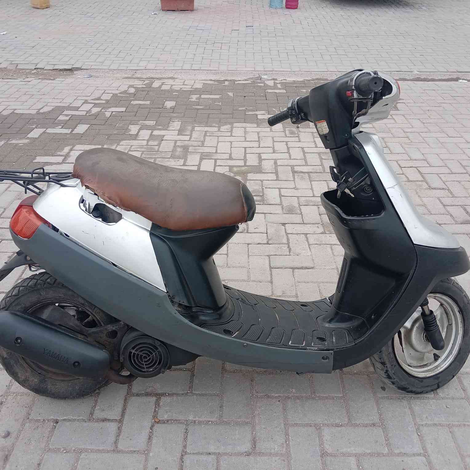 السلام عليكم دراجه   نوع بطه 60  شغاله هندر اشاير كهربائيات كلهه شغاله دبل امامي خلفي شغال  محرك ناعم شلعه معدل خير من الله السعر 250 وبيها مجال شي بصيط  الاستفسار خاص او على الرقم ***********
