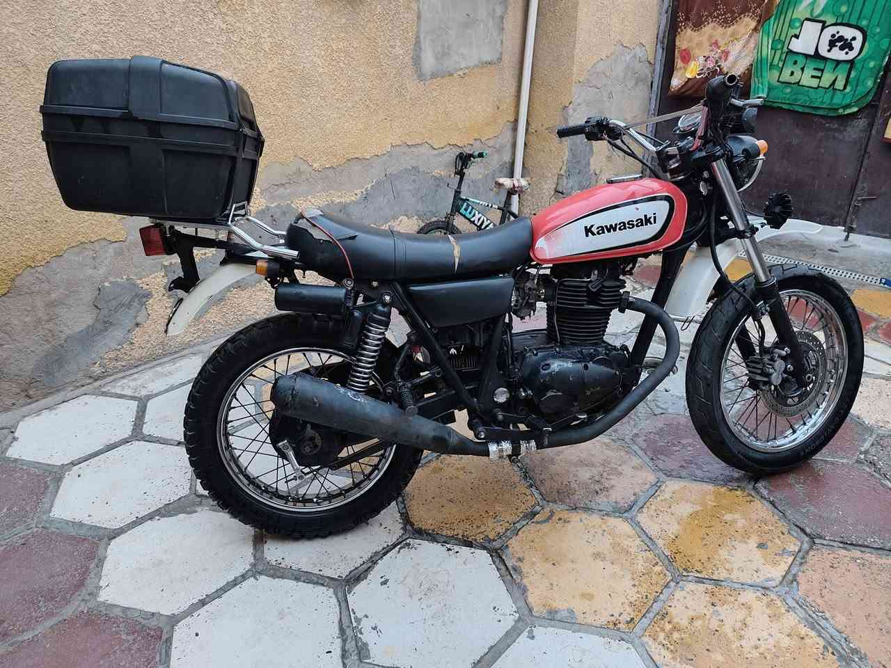 سلام عليكم للبيع قفاز كاوسكي ياباني محرك 250جبلي نكره سلف كهربائيات كلهه شغله تايرات جدد مابيه اي نقص سكن بغداد بوب الشام سعر 750بيهه مجال أو مراوس ***********تصل أو خاص
